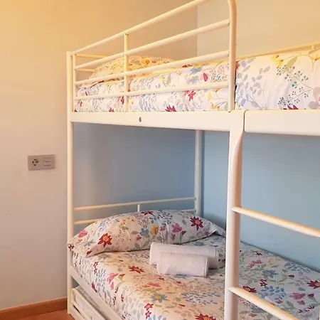 Great Beach Front, Baby Friendly Apartment El Campello