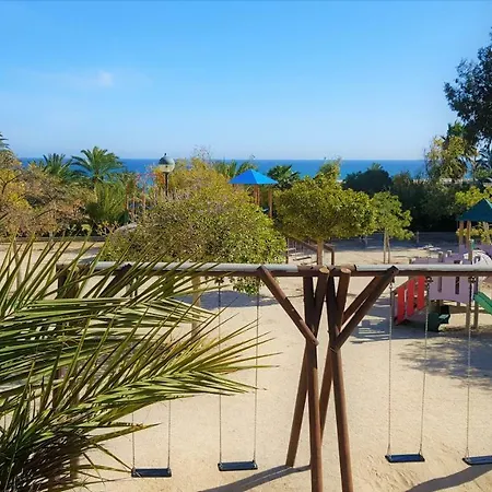 Great Beach Front, Baby Friendly Διαμέρισμα